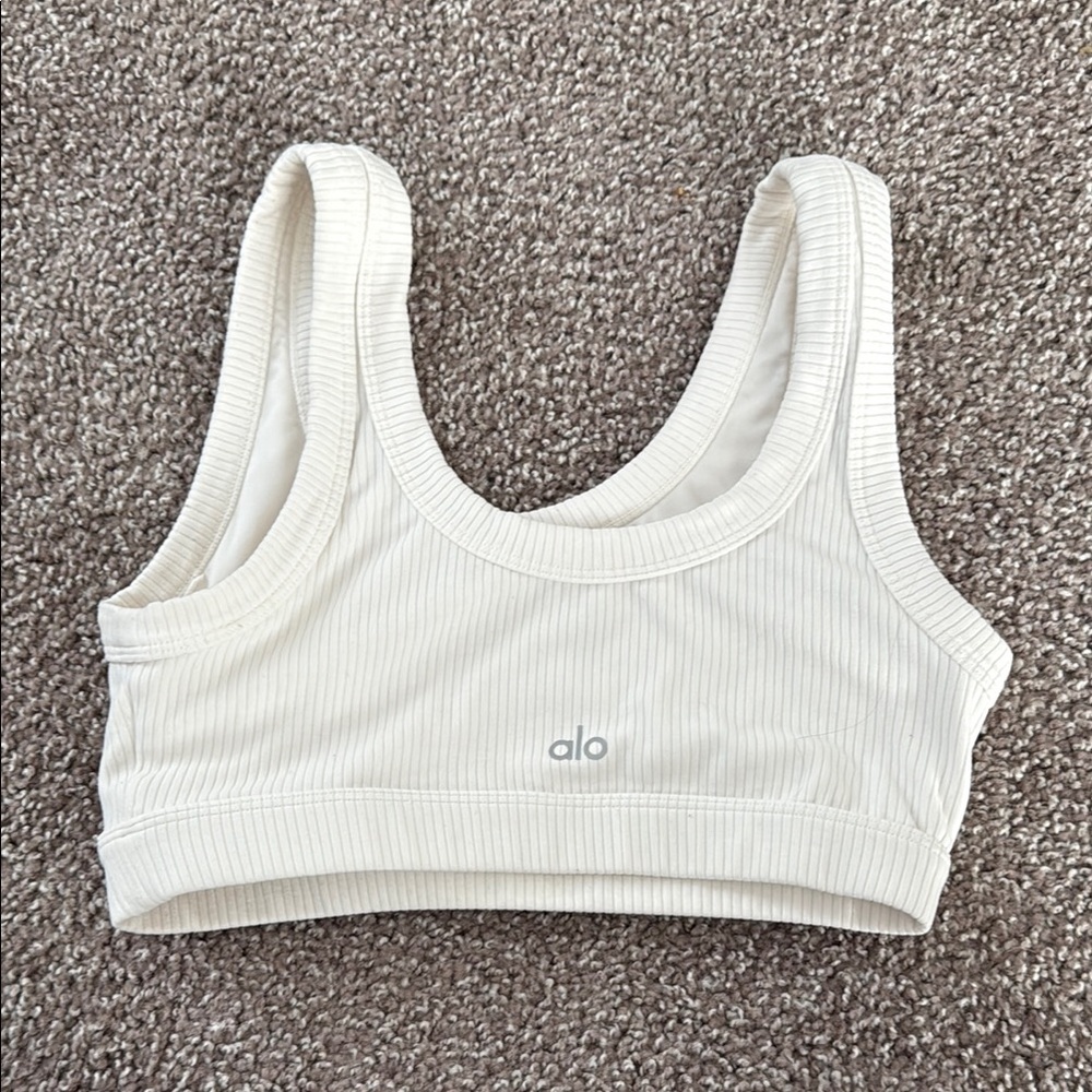 ALO Yoga Cream Ribbed Bra